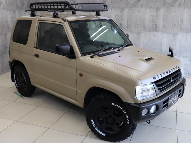 キャンプ場風キッズスペース完備しております。お子様連れのお客様もお気軽にご来店ください。