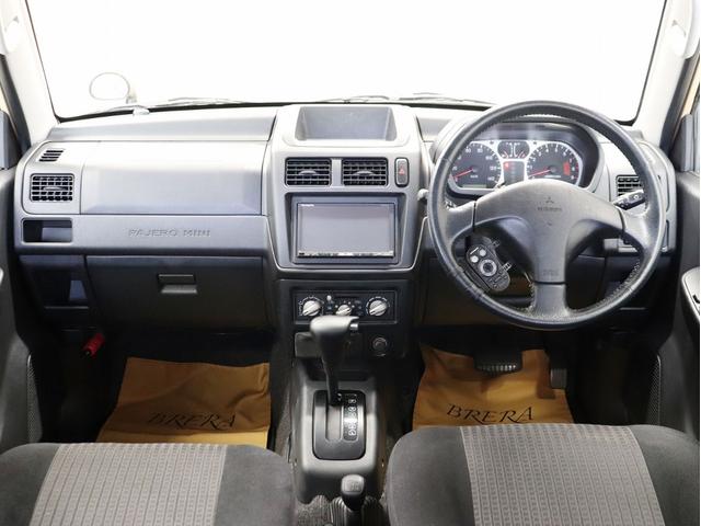 インテリアはとても広々としていてゆったりとご乗車いただけます。