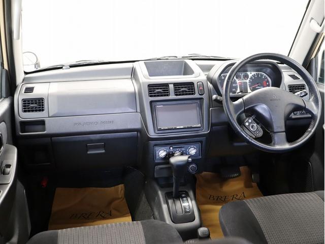 運転席はもちろん、助手席から見ても大変きれいな状態です。