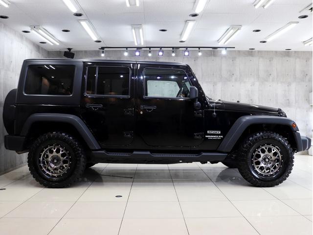 ジープ・ラングラーアンリミテッド スポーツ 4WD ブレラOGカスタム 新品社外AW&新品BFグッドリッチMTタイヤ 新品社外LEDリング付ヘッドライト 新品バッドフェイスグリル サイドカメラ ETC ドラレコ クルーズコントロール キーレス(10枚目)