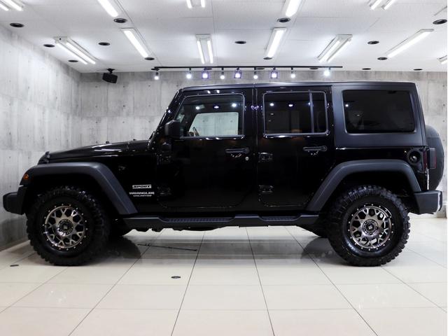 ジープ・ラングラーアンリミテッド スポーツ 4WD ブレラOGカスタム 新品社外AW&新品BFグッドリッチMTタイヤ 新品社外LEDリング付ヘッドライト 新品バッドフェイスグリル サイドカメラ ETC ドラレコ クルーズコントロール キーレス(11枚目)