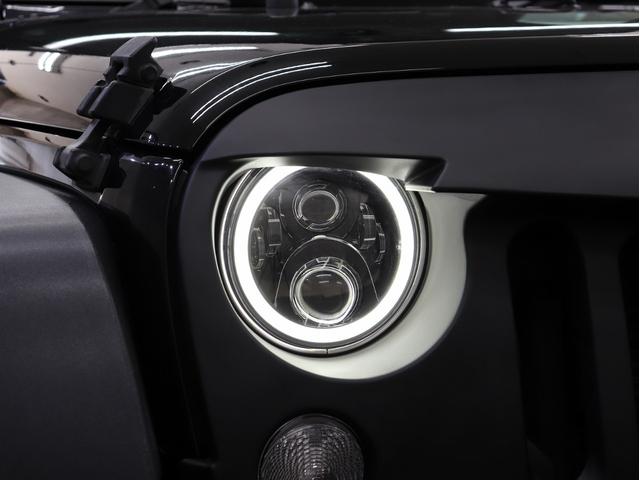 ジープ・ラングラーアンリミテッド スポーツ 4WD ブレラOGカスタム 新品社外AW&新品BFグッドリッチMTタイヤ 新品社外LEDリング付ヘッドライト 新品バッドフェイスグリル サイドカメラ ETC ドラレコ クルーズコントロール キーレス(14枚目)