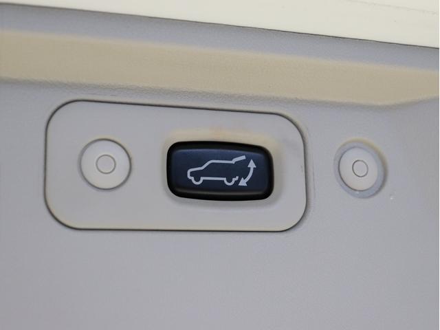 デリカD:5 G プレミアム 4WD ブレラOGカスタム 新品社外AW 新品BFグッドリッチATタイヤ 新品オバフェン 新品リアラダー ファイバーLEDヘッドライト テールブラック 電動バックドア ナビ 前横後カメラ 後席モニタ(55枚目)