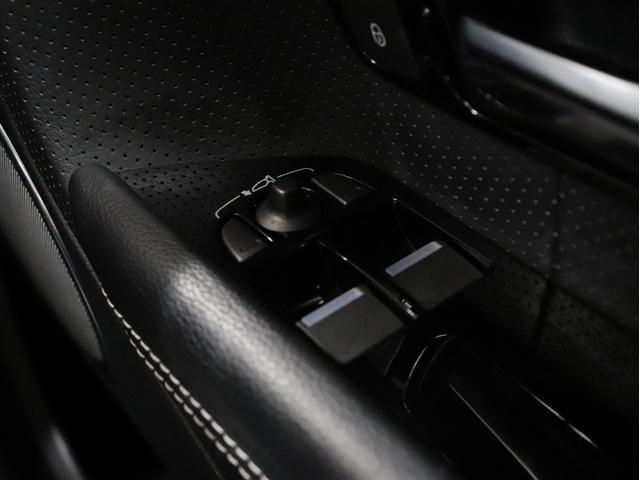 レンジローバーイヴォーククーペ ダイナミック 4WD パノラミックガラスルーフ 黒革Pシート シート&ステアヒーター&メモリー機能 ナビ フルセグTV BT接続 前横後カメラ メリディアンサウンド ETC 電動バックドア クルコン スマートキー(45枚目)