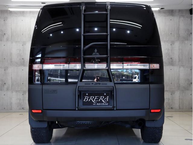 デリカD:5 G パワーパッケージ ブレラOGカスタム 新品社外AW 新品BFグッドリッチATタイヤ 新品ブルバー 新品リアラダー ヘッドライトプロテクター テールランプブラックアウト マットブラック塗り分け 両側電動ドア スマートキー(7枚目)