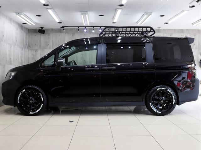 ステップワゴンスパーダ Z ブレラOGカスタム 新品社外AW&新品マッドテレーンタイヤ 新品ルーフラック インナーブラックヘッドライト テールブラックアウト マットブラック仕上げ 両側電動スラドアHDDナビBカメラ スマートキー(11枚目)