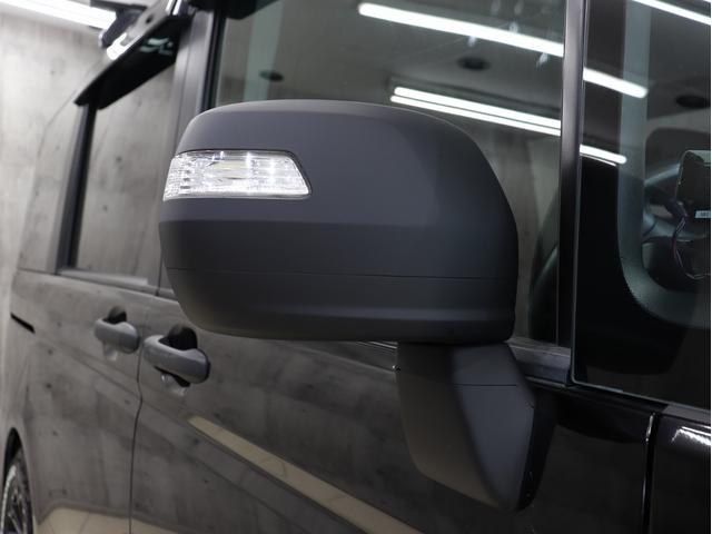 ステップワゴンスパーダ Z ブレラOGカスタム 新品社外AW&新品マッドテレーンタイヤ 新品ルーフラック インナーブラックヘッドライト テールブラックアウト マットブラック仕上げ 両側電動スラドアHDDナビBカメラ スマートキー(17枚目)