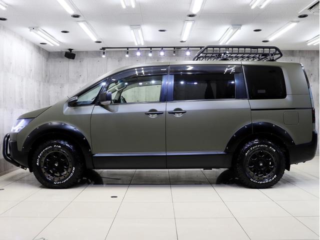 デリカD:5 ローデスト G ナビパッケージ 4WD ブレラOGカスタム 新品社外AW 新品BFグッドリッチATタイヤ 新品ルーフラック 新品ブルバー 新品オバフェン 新品リアラダー ファイバーLEDヘッドライト テールブラックアウト HDDナビ(11枚目)