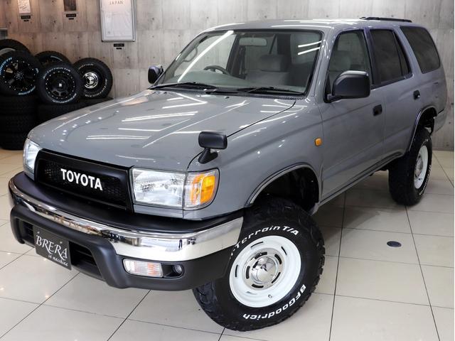 ハイラックスサーフ ＳＳＲ－Ｘ　ホワイトプレミアム　４ＷＤ　ナローボディ仕様　新品社外ＡＷ　新品ＢＦグッドリッチＡＴタイヤ　新品前後メッキバンパー　ＵＳコーナーレンズ　ＴＯＹＯＴＡグリル　社外マフラー　ハーフ革シート　ＥＴＣ　１００Ｖ電源　キーレス（2枚目）