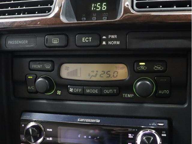 ハイラックスサーフ ＳＳＲ－Ｘ　ホワイトプレミアム　４ＷＤ　ナローボディ仕様　新品社外ＡＷ　新品ＢＦグッドリッチＡＴタイヤ　新品前後メッキバンパー　ＵＳコーナーレンズ　ＴＯＹＯＴＡグリル　社外マフラー　ハーフ革シート　ＥＴＣ　１００Ｖ電源　キーレス（26枚目）