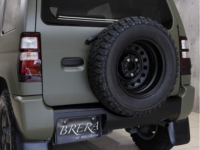 パジェロミニ ＶＲ　４ＷＤ　ターボ　ブレラＯＧカスタム　新品社外ＡＷ　新品マッドテレーンタイヤ　新品ルーフラック＆新品ベースキャリア　テールランプブラックアウト　ＭＩＴＳＵＢＩＳＨＩエンブレム　マットブラック塗り分け（19枚目）