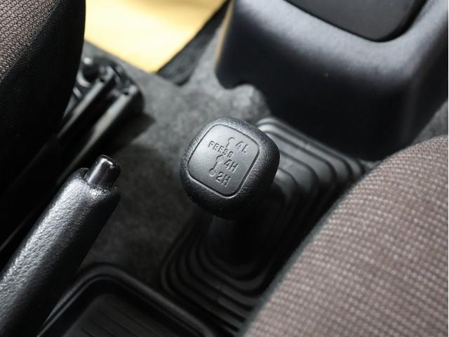 パジェロミニ ＶＲ　４ＷＤ　ターボ　ブレラＯＧカスタム　新品社外ＡＷ　新品マッドテレーンタイヤ　新品ルーフラック＆新品ベースキャリア　テールランプブラックアウト　ＭＩＴＳＵＢＩＳＨＩエンブレム　マットブラック塗り分け（30枚目）