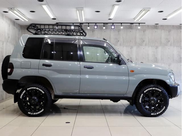 パジェロイオ ZX 4WD BRERAオリジナルカスタム 新品社外アルミホイール 新品マッドテレーンタイヤ 新品ルーフラック&新品ベースキャリア インナーブラックヘッドライト テールランプブラックアウト ETC キーレス(10枚目)