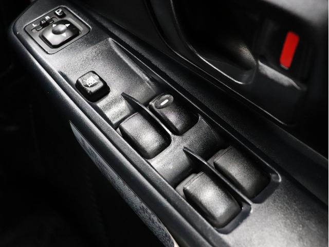 パジェロイオ パールパッケージ　ナビエディション　４ＷＤ　ブレラＯＧカスタム　新品社外ＡＷ　新品マッドテレーンタイヤ　新品ルーフラック＆新品ベースキャリア　インナーブラックヘッドライト　テールランプブラックアウト　マットブラック塗分　ＥＴＣ（32枚目）