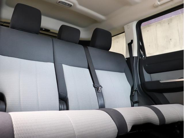 ダッジ・ナイトロ ＳＸＴ　４ＷＤ　ブレラＯＧカスタム　新品社外アルミホイール　新品モンスタマッドテレーンタイヤ　マットブラック塗装済フロントグリル　社外ナビＴＶ　純正サイドカメラ　クルーズコントロール　キーレス（21枚目）