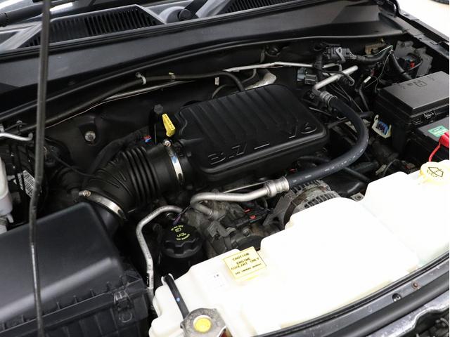 ダッジ・ナイトロ ＳＸＴ　４ＷＤ　ブレラＯＧカスタム　新品社外アルミホイール　新品モンスタマッドテレーンタイヤ　マットブラック塗装済フロントグリル　社外ナビＴＶ　純正サイドカメラ　クルーズコントロール　キーレス（35枚目）