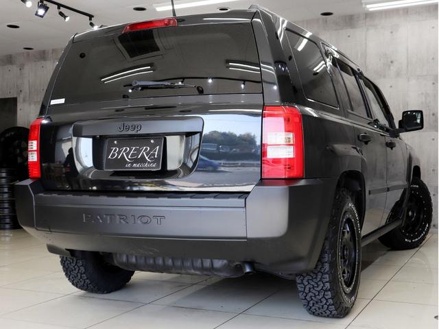 ジープ・パトリオット スポーツ 4WD BRERAオリジナルカスタム 新品社外アルミホイール 新品BFグッドリッチATタイヤ マットブラック塗り分け 社外ナビ バックカメラ 純正サイドカメラ ETC(9枚目)