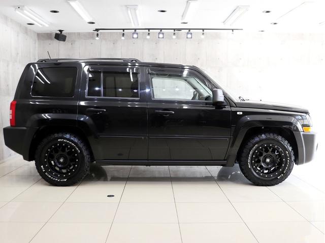 ジープ・パトリオット スポーツ 4WD BRERAオリジナルカスタム 新品社外アルミホイール 新品BFグッドリッチATタイヤ マットブラック塗り分け 社外ナビ バックカメラ 純正サイドカメラ ETC(10枚目)