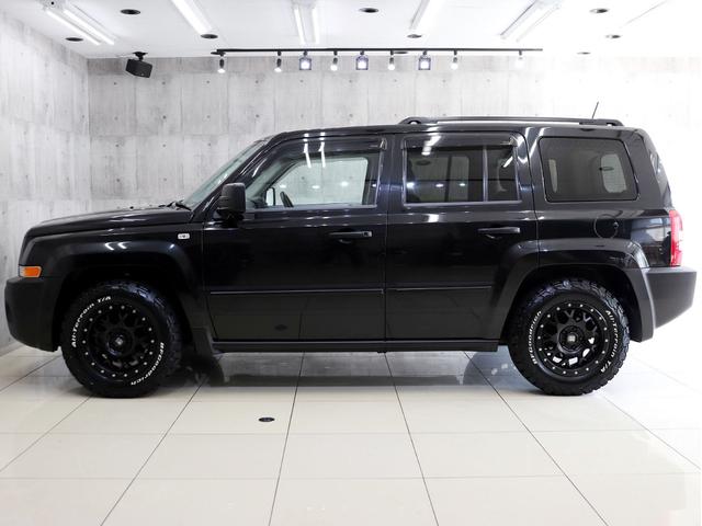 ジープ・パトリオット スポーツ 4WD BRERAオリジナルカスタム 新品社外アルミホイール 新品BFグッドリッチATタイヤ マットブラック塗り分け 社外ナビ バックカメラ 純正サイドカメラ ETC(11枚目)