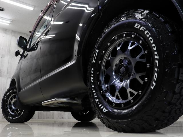 デリカＤ：５ Ｇ　ナビパッケージ　４ＷＤ　ブレラＯＧカスタム　新品社外ＡＷ　新品ＢＦグッドリッチＡＴタイヤ　インナーブラックファイバーＬＥＤヘッドライト　電動スライドドア　ＨＤＤナビ　バックカメラ　ＥＴＣ　クルコン　スマートキー（12枚目）