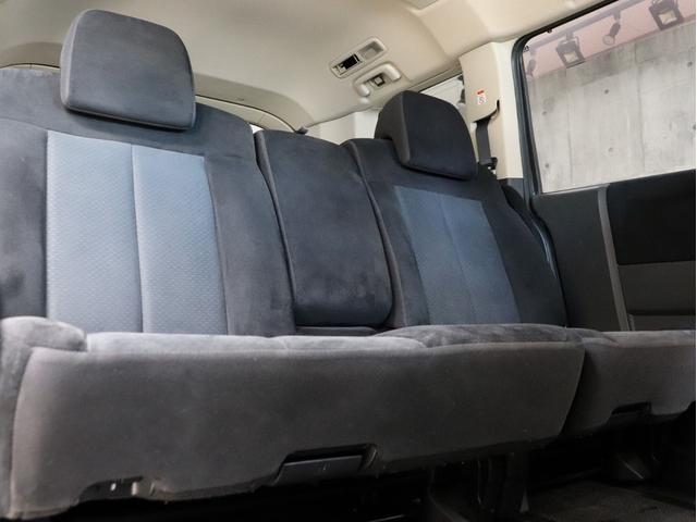 デリカＤ：５ Ｇ　ナビパッケージ　４ＷＤ　ブレラＯＧカスタム　新品社外ＡＷ　新品ＢＦグッドリッチＡＴタイヤ　インナーブラックファイバーＬＥＤヘッドライト　電動スライドドア　ＨＤＤナビ　バックカメラ　ＥＴＣ　クルコン　スマートキー（23枚目）