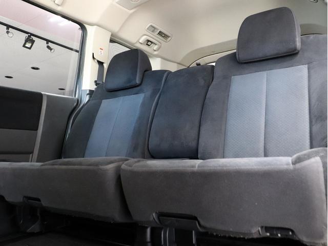 デリカＤ：５ Ｇ　ナビパッケージ　４ＷＤ　ブレラＯＧカスタム　新品社外ＡＷ　新品ＢＦグッドリッチＡＴタイヤ　インナーブラックファイバーＬＥＤヘッドライト　電動スライドドア　ＨＤＤナビ　バックカメラ　ＥＴＣ　クルコン　スマートキー（24枚目）