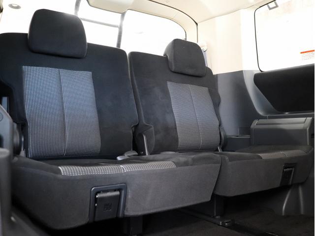 デリカＤ：５ ローデスト　Ｇ　パワーパッケージ　４ＷＤ　ブレラＯＧカスタム　新品社外ＡＷ　新品タイヤ　新品ルーフラック　新品ＪＡＯＳフォグランプ付バンパーガード　新品オバフェン　新品リアラダー　ファイバーＬＥＤヘッドライト　テールブラックアウト（35枚目）