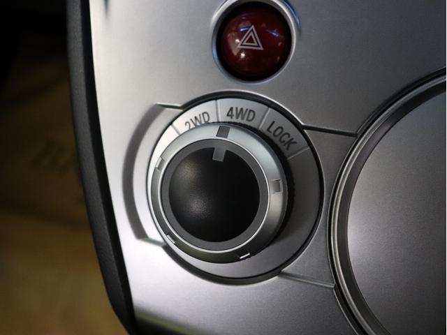 デリカＤ：５ ローデスト　Ｇ　パワーパッケージ　４ＷＤ　ブレラＯＧカスタム　新品社外ＡＷ　新品タイヤ　新品ルーフラック　新品ＪＡＯＳフォグランプ付バンパーガード　新品オバフェン　新品リアラダー　ファイバーＬＥＤヘッドライト　テールブラックアウト（40枚目）