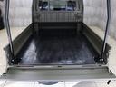 荷台部分には大きな荷物はもちろん、長めのお荷物も積みこみ可能です。車中泊やアウトドアなどでぜひご活用ください。