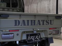 �ꥢ�ˤ��礭�ʣģ��ɣȣ��ԣӣեǥ������Ž�ꡢ������鸫�Ƥ⥪������ʷ�ϵ��˻ž夬�äƤ���ޤ��� 6