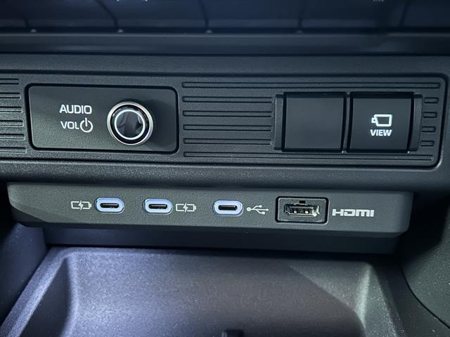 ランドクルーザー250 VXファーストエディション 丸目ヘッドライト デジタルインナーミラー パノラミックカメラ パワーバックドア ムーンルーフ シートヒーター ベンチレーター AppleCarPlay ステアリングヒーター(15枚目)