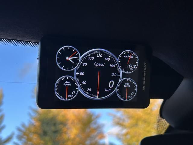 コンチネンタル GT ブライトロワーバンパーマトリックス 21インチアロイホイール AppleCarPlay カーテシイルミ ドラレコ レーダー シートヒーター ステアリングヒーター 地デジ パワートランク(19枚目)