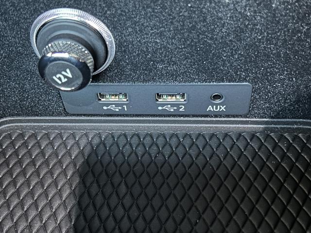 コンチネンタル GT ブライトロワーバンパーマトリックス 21インチアロイホイール AppleCarPlay カーテシイルミ ドラレコ レーダー シートヒーター ステアリングヒーター 地デジ パワートランク(23枚目)