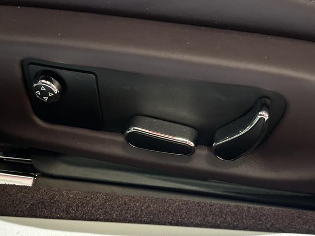 コンチネンタル GT ブライトロワーバンパーマトリックス 21インチアロイホイール AppleCarPlay カーテシイルミ ドラレコ レーダー シートヒーター ステアリングヒーター 地デジ パワートランク(25枚目)