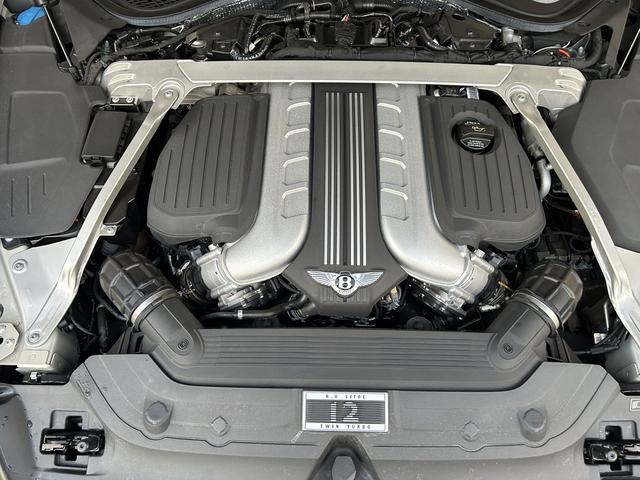 コンチネンタル GT ブライトロワーバンパーマトリックス 21インチアロイホイール AppleCarPlay カーテシイルミ ドラレコ レーダー シートヒーター ステアリングヒーター 地デジ パワートランク(31枚目)