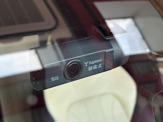 コンチネンタル GT ブライトロワーバンパーマトリックス 21インチアロイホイール AppleCarPlay カーテシイルミ ドラレコ レーダー シートヒーター ステアリングヒーター 地デジ パワートランク(32枚目)