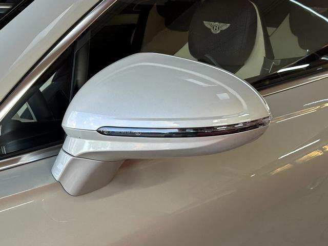 コンチネンタル GT ブライトロワーバンパーマトリックス 21インチアロイホイール AppleCarPlay カーテシイルミ ドラレコ レーダー シートヒーター ステアリングヒーター 地デジ パワートランク(33枚目)