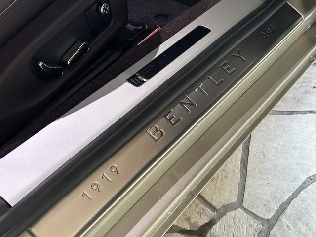 コンチネンタル GT ブライトロワーバンパーマトリックス 21インチアロイホイール AppleCarPlay カーテシイルミ ドラレコ レーダー シートヒーター ステアリングヒーター 地デジ パワートランク(36枚目)