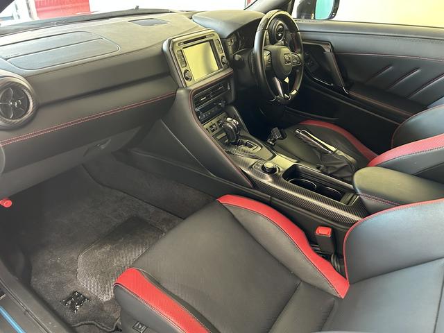 ＧＴ－Ｒ ブラックエディション　ＰｏｗｅｒＣｒａｆｔ可変マフラー　カーボンパーツ　ＢＯＳＥサウンド　カーテシイルミ　デジタルインナーミラー　ドラレコ　レーダー（6枚目）