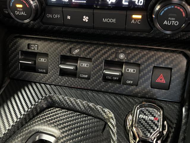ＧＴ－Ｒ ブラックエディション　ＰｏｗｅｒＣｒａｆｔ可変マフラー　カーボンパーツ　ＢＯＳＥサウンド　カーテシイルミ　デジタルインナーミラー　ドラレコ　レーダー（15枚目）