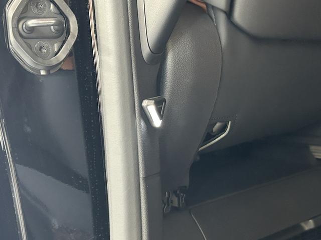 ヴェルファイアハイブリッド エグゼクティブラウンジ モデリスタエアロパーツ シグネイチャーイルミ ルーフイルミスポイラー クールシャインキット ユニバーサルステップ 寒冷地仕様(48枚目)