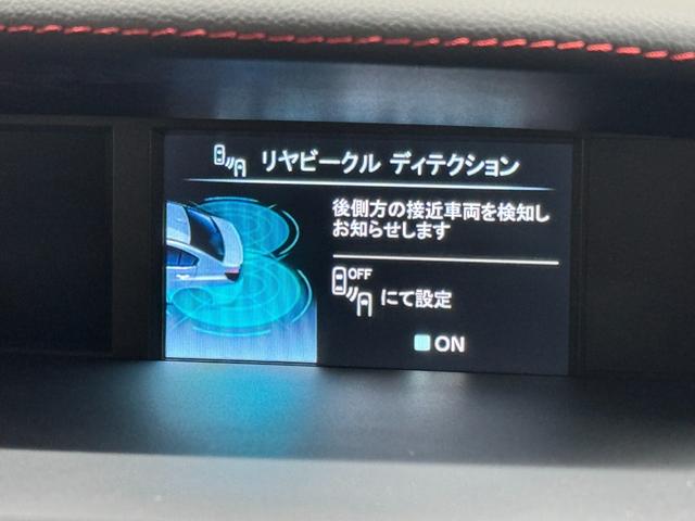 WRX S4 2.0GT-Sアイサイト アドバンスドセイフティパッケージ/純正7インチナビ/リヤ&サイドビューモニター/ドライブレコーダー/ETC/SRVD(BSM)/プリクラッシュブレーキ/レーダークルーズ/パワーシート/パドルシフト(11枚目)