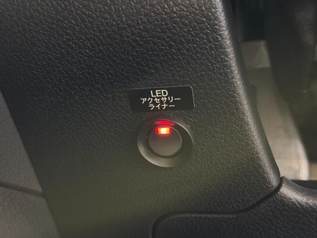 WRX S4 2.0GT-Sアイサイト アドバンスドセイフティパッケージ/純正7インチナビ/リヤ&サイドビューモニター/ドライブレコーダー/ETC/SRVD(BSM)/プリクラッシュブレーキ/レーダークルーズ/パワーシート/パドルシフト(37枚目)