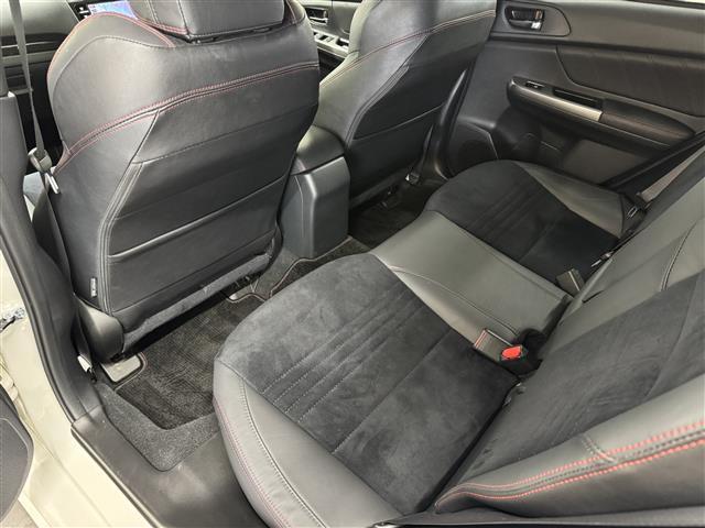WRX S4 2.0GT-Sアイサイト アドバンスドセイフティパッケージ/純正7インチナビ/リヤ&サイドビューモニター/ドライブレコーダー/ETC/SRVD(BSM)/プリクラッシュブレーキ/レーダークルーズ/パワーシート/パドルシフト(54枚目)