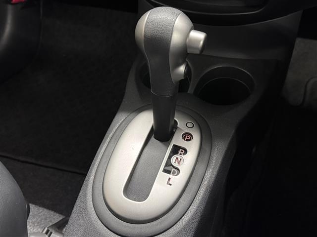 ノート メダリスト　７インチナビ／アラウンドビューモニター／ＥＴＣ／ハーフレザーシート／ＶＤＣ（ビークルダイナミクスコントロール）／プッシュスタート／インテリジェントキー×２／オートライト／１５インチアルミ／電格ミラー（9枚目）
