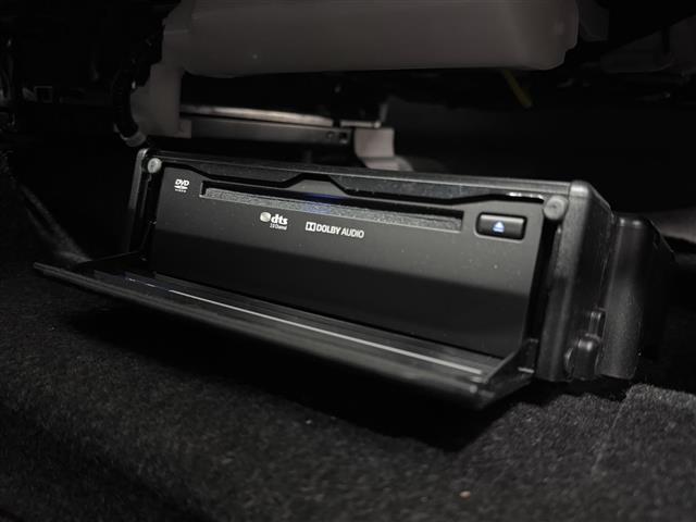 ヤリスクロス ハイブリッドＺ　８インチナビ／パノラミックビュー／ドラレコ／ＥＴＣ／パワーバックドア／ＡＣ１００Ｖ／ヘッドアップディスプレイ／ＢＳＭ／プリクラッシュセーフティ／アダプティブハイビーム／パワーシート／ステアリングヒータ（23枚目）