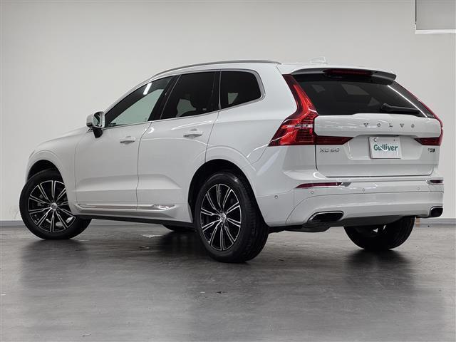 XC60 T5 AWD インスクリプション 9インチSENSUSナビ/360°ビューカメラ/ETC/ファインナッパレザー(茶革)/ブラインドスポット/衝突回避支援機能/全車速追従機能付ACC/冷暖シート/パワーテールゲート/メモリーパワーシート(51枚目)