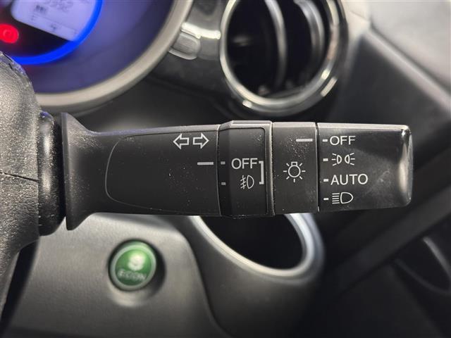 N-BOXカスタム G ターボSSブラックスタイルパッケージ 両側パワースライドドア/7インチナビ/バックカメラ/ビルトインETC/ハーフレザーシート/シートヒーター/シティブレーキアクティブシステム/クルーズコントロール/オートライト/HIDライト/15AW(23枚目)