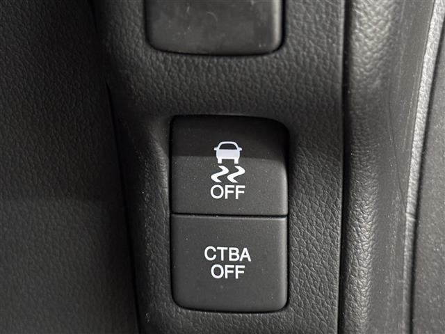 N-BOXカスタム G ターボSSブラックスタイルパッケージ 両側パワースライドドア/7インチナビ/バックカメラ/ビルトインETC/ハーフレザーシート/シートヒーター/シティブレーキアクティブシステム/クルーズコントロール/オートライト/HIDライト/15AW(25枚目)