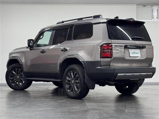 ランドクルーザー250 ZX ディーゼル/JBLサウンド/寒冷地仕様/12.3型ナビ/パノラミックビュー/ムーンルーフ/デジタルインナーミラー/茶革/BSM/衝突被害軽減/ハンズフリーパワーバックドア/パワーシート/冷暖シート(35枚目)